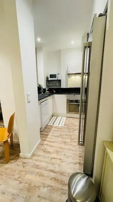 6 Pieces / 5 / Calme / Rdc Apartment Paris