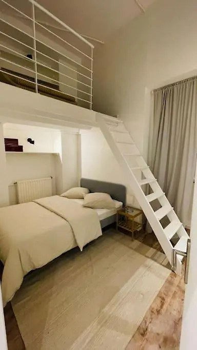 6 Pieces / 5 / Calme / Rdc Paris