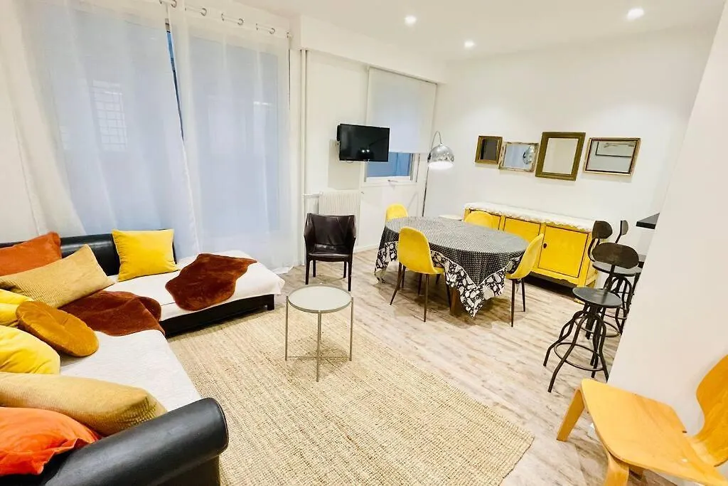 6 Pieces / 5 / Calme / Rdc Apartament